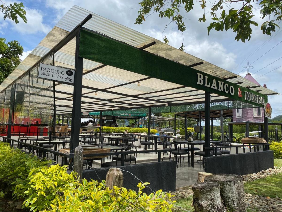 Alojamiento Campestre. San Carlos, Antioquia. Hotell Eksteriør bilde